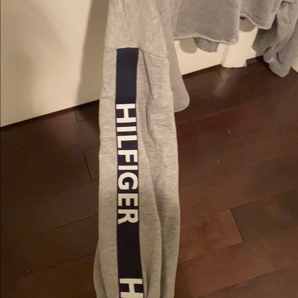 Tommy Hilfiger cropped pullover - Picture 2 of 3